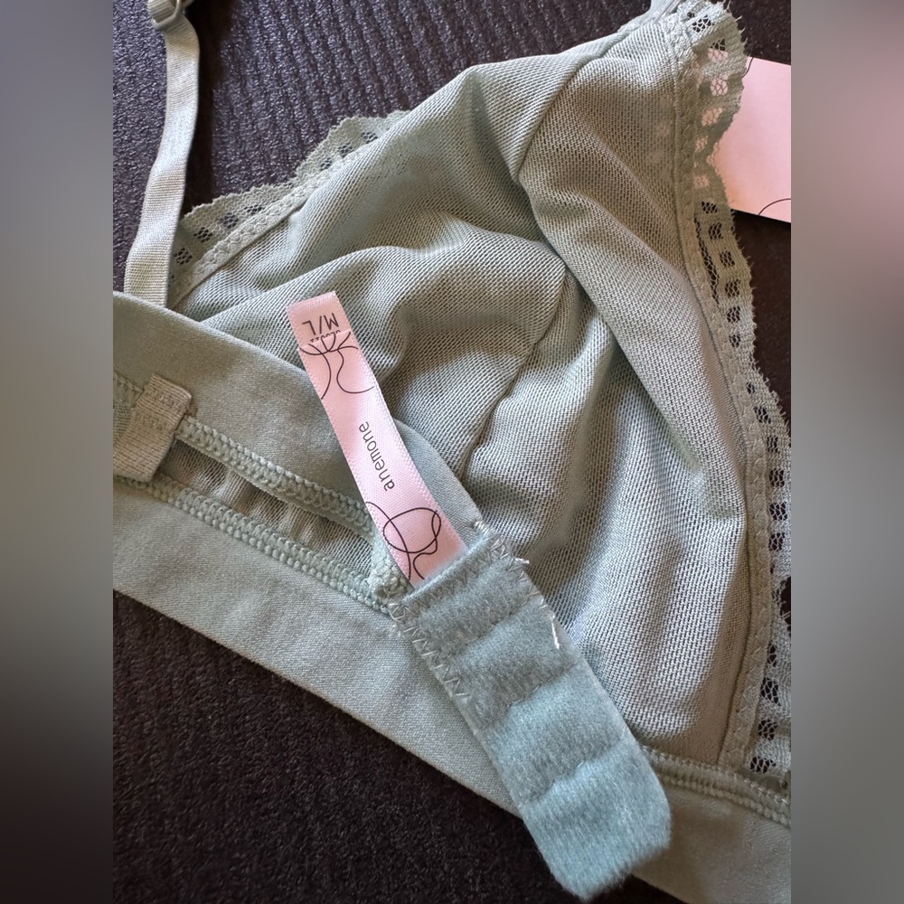 Anemone Lace Bralette in Sage Green, NWT - Picture 5 of 5